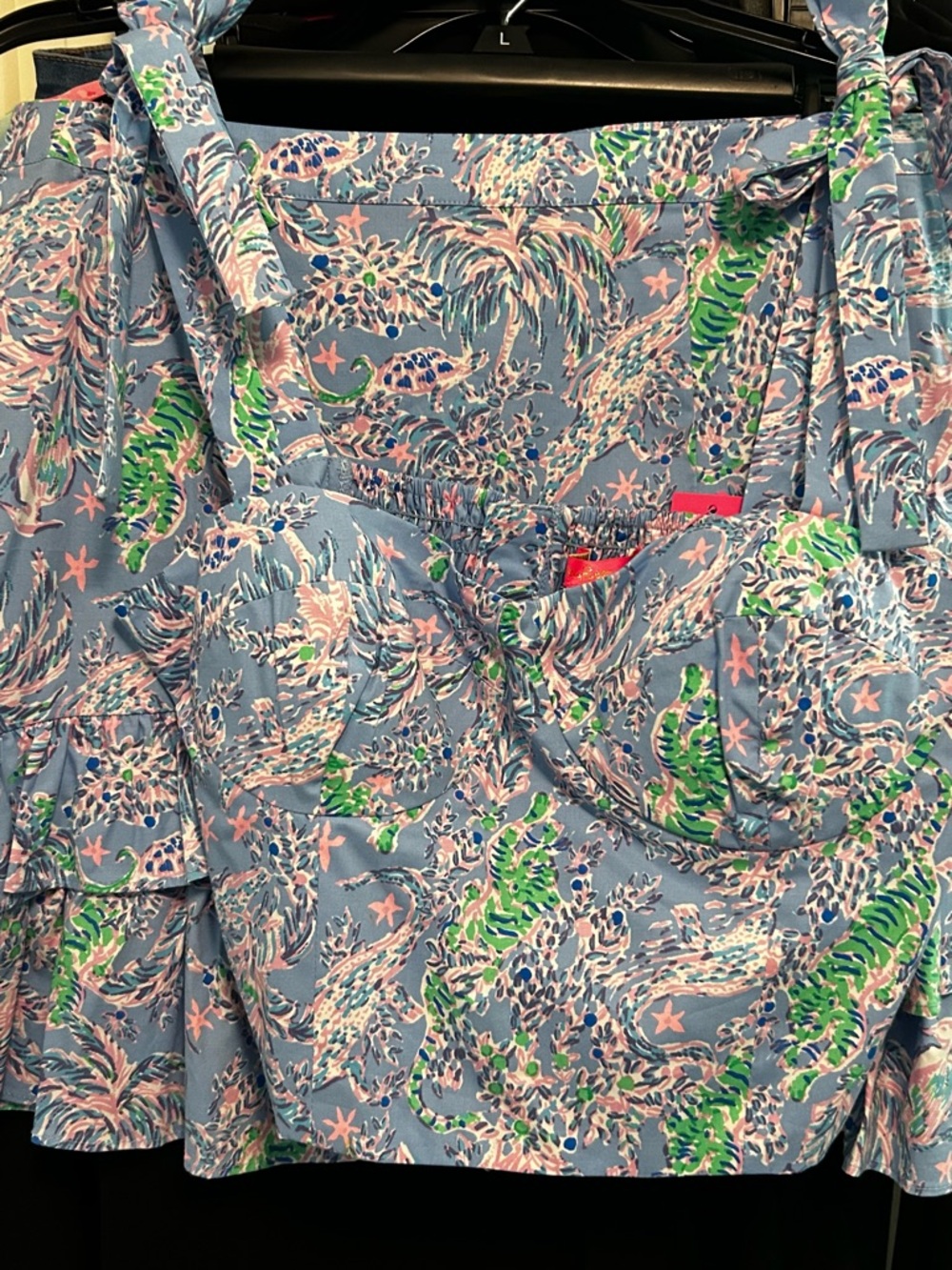 NWT- Lilly Pulitzer Sky Blue Floral print 2-piece crop top w/matching skirt S-10 - Picture 4 of 8
